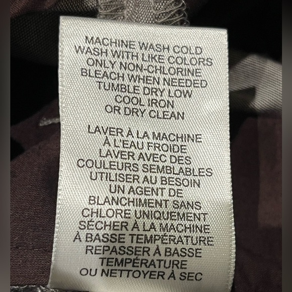 Light Gray Banana Republic Trousers, Size 10 - Picture 10 of 10